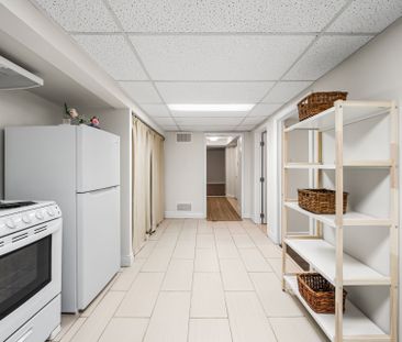 For Lease - 39 Rangoon Road Unit# Lower, Toronto, Ontario - Photo 2