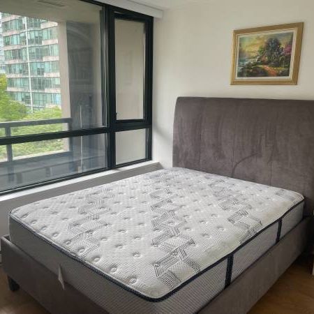 One bedroom + den (Fully furnished)in Yaletown - Photo 1