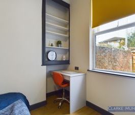 Borough Road, Middlesbrough - Photo 4