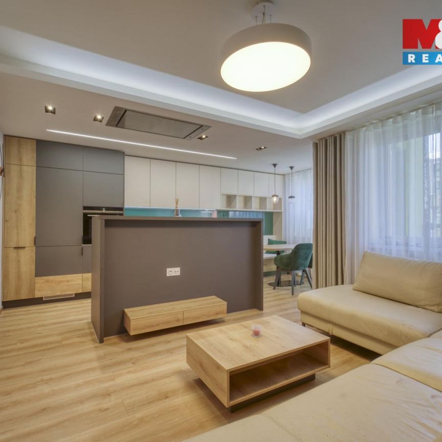 Pronájem bytu 3+kk 77 m², Goldscheiderova 2881, Plzeň - Photo 1