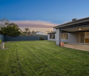 “Spacious family living in the heart of Lakeside Estate.” - Photo 3