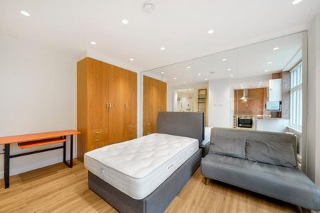 Studio to rent - Photo 3