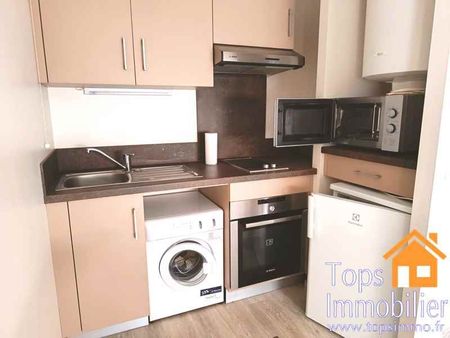 Location Appartement 2 pièces 32m² VILLEFRANCHE DE ROUERGUE 12200 - Photo 5