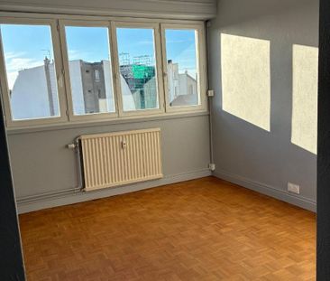 Location Appartement 3 pièces 60m² VICHY 03200 - Photo 2