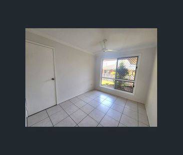 Looking for the perfect family home in a quiet and peaceful location? - Photo 2