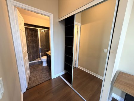 For Lease - 2365 Central Park Drive Unit# 1105, Oakville, Ontario - Photo 3