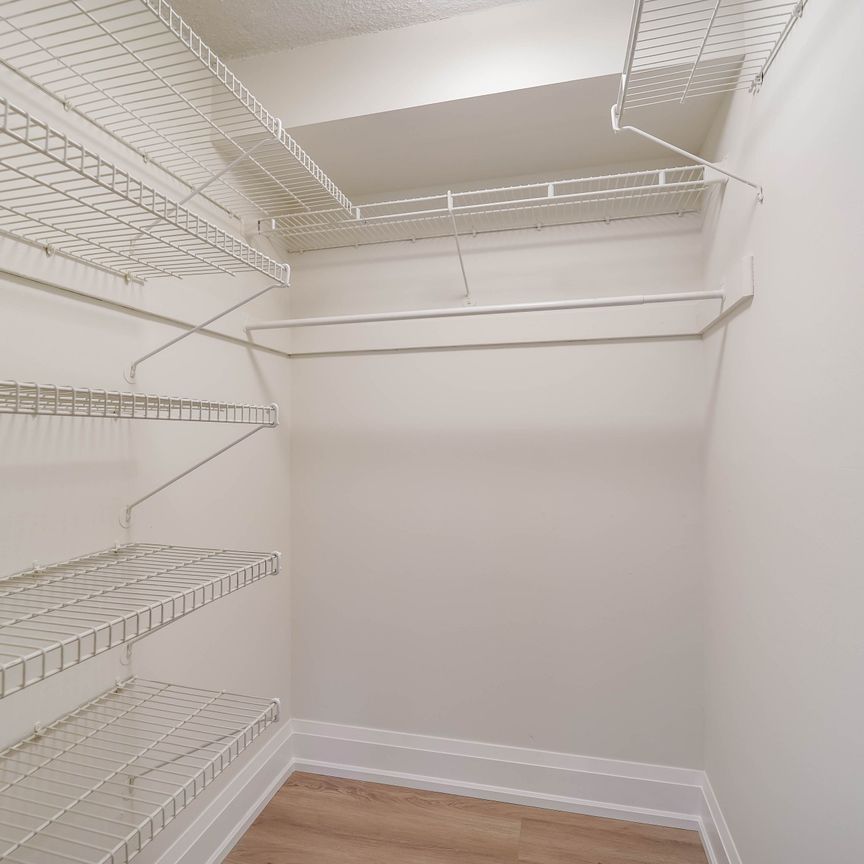 For Lease - 10 Muirhead Road Unit# 206, Toronto, Ontario - Photo 1