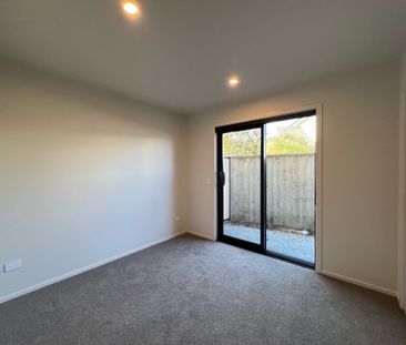 2 Bedrooms Waterloo - Photo 3