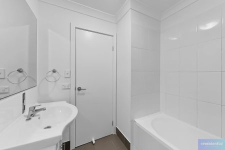 2/12 Kuranda Street, Waterford QLD 4133 - Townhouse For Rent | Domain - Photo 4