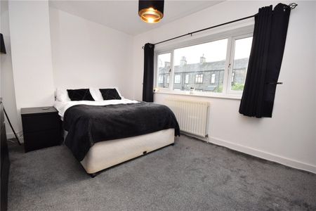 22, Rushton Street, Calverley, Pudsey, West Yorkshire, LS28 5NJ - Photo 2