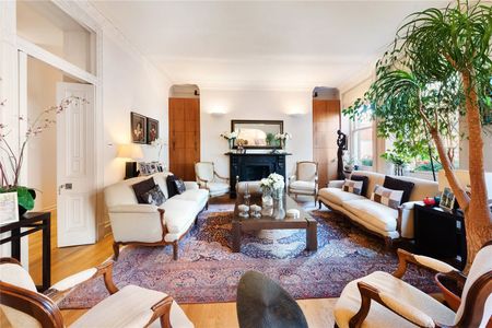 Campden Hill Road, W8 - Photo 3