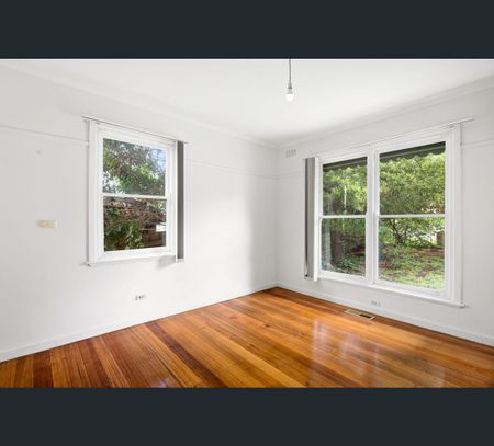 6 Monica Street, Burwood, Vic 3125 - Photo 2