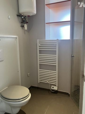 STUDIO - QUARTIER GRASLIN - SURFACE 26 M² - Photo 5