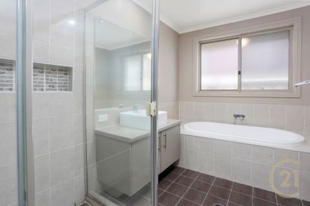 Spacious & Stylish Family Living & Convenience in the Heart of Bungarribee!! - Photo 5