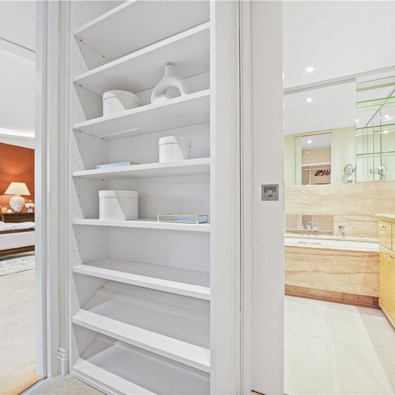 A smart and spacious three bedroom flat on the first floor of this well run portered building with favoured south facing views over Gloucester Square itself. EPC rating: B | Council Tax Band H - Photo 1