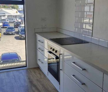 Executive semi furnished Apartment in Bell Block - Photo 5