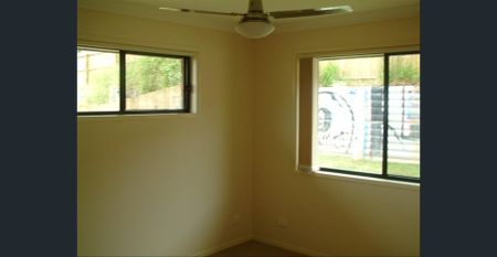 4-Bedroom Family Home - Photo 3