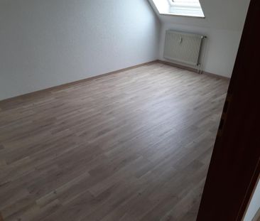 Gemütliche Dachgeschosswohnung f. Senioren - Photo 3