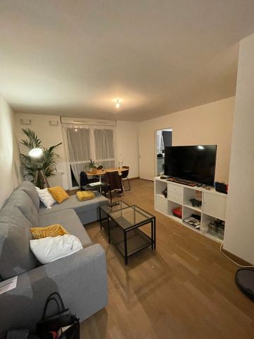 Location Appartement 3 pièces 67m² - Photo 2