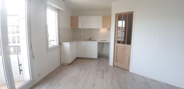 Location Appartement 1 pièce 27m² ISSY LES MOULINEAUX 92130 - Photo 1