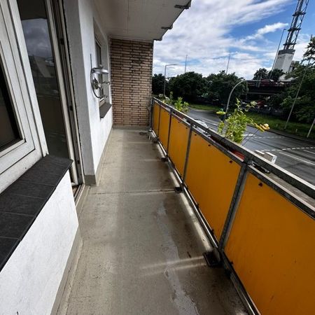 Gepflegte 3,5-Zimmer-Wohnung im Zentrum von Duisburg!!! - Photo 1