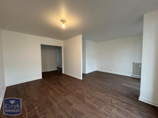 Location Appartement 2 pièces 51m² ST MAUR DES FOSSES 94100 - Photo 1