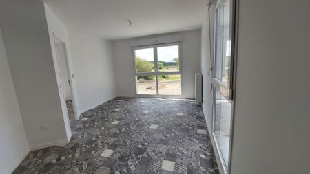 location Appartement T2 DE 47.7m² À MELUN - Photo 3