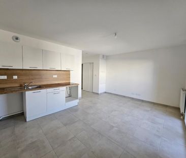 Location Appartement 2 pièces 39m² TOURS 37100 - Photo 5