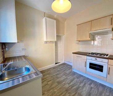 Windsor Avenue, Bensham, Gateshead - Photo 6