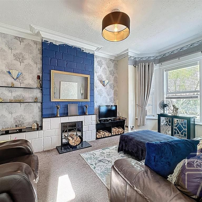 3 bedroom semi-detached house to rent - Photo 1