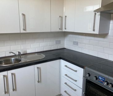 Room in a Shared House, Chester Road, M32 - Photo 4