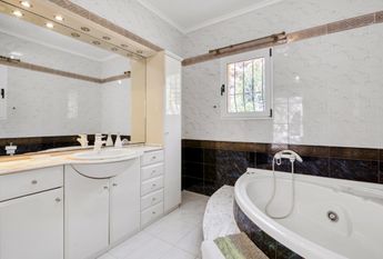 For rent villa with private pool near the beach in Cumbre del Sol, Benitachell