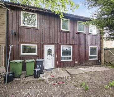 4 bedroom semi-detached house to rent - Photo 1
