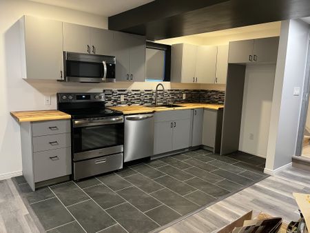 For Lease - 7701 Cortina Crescent Unit# Lower, Niagara Falls, Ontario - Photo 3