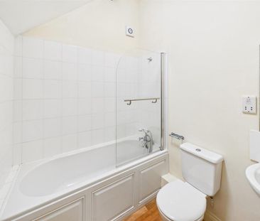 3 bedroom barn conversion to rent - Photo 4