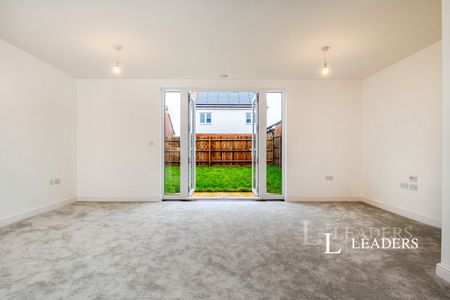 3 bedroom house to rent Thistledown, Pershore, Worcestershire, WR10 - Photo 5