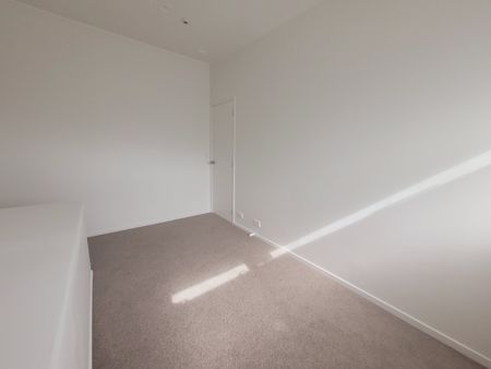 Newly renovated and In a great location. - Photo 2