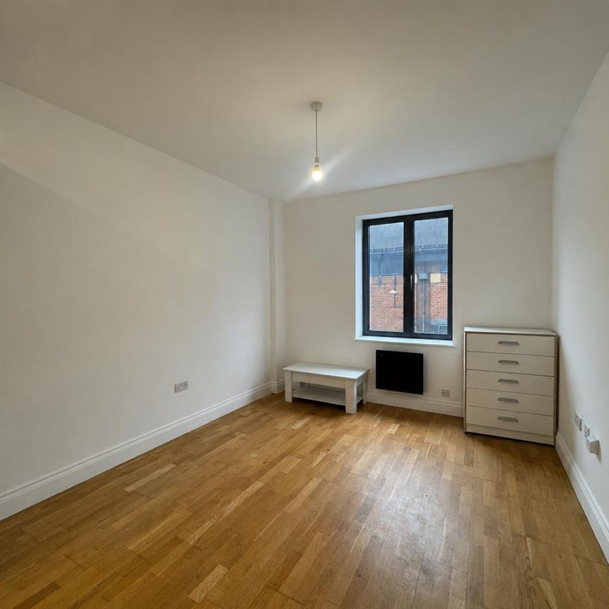 Thornbury house, Elmlfield Road, Bromley BR1, London - Photo 1