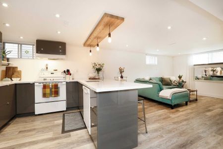 For Lease - 208 Oakridge Drive Unit# Lower, Toronto, Ontario - Photo 5