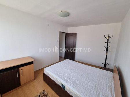 INCHIRIERE apartament 2 camere in bloc la curte zona M Bravu - Fotografie 2