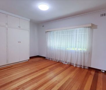 14 Edward St , MITCHAM - Photo 4