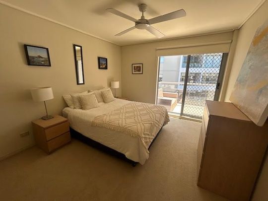 Furnished Beachside Apartment in a Convenient Coastal Location - Photo 1