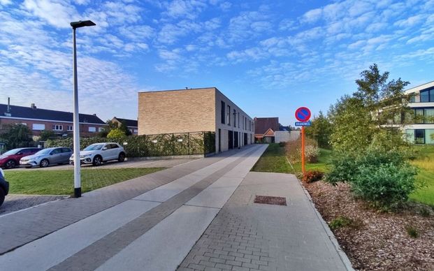 Recente en energiezuinige woning met E-peil 20 in Wevelgem - Photo 1