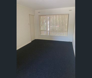 Secure Complex - Photo 5