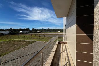 T3 em Esgueira (suite, varandas, cozinha equipada)