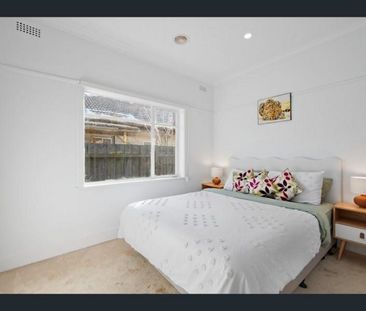 Light-Filled 2-Bedroom Unit in the Heart of Heathmont - Photo 6