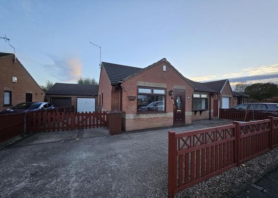 2 bedroom bungalow to rent - Photo 1