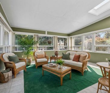 For Lease - 86 Selgrove Crescent, Oakville, Ontario - Photo 5