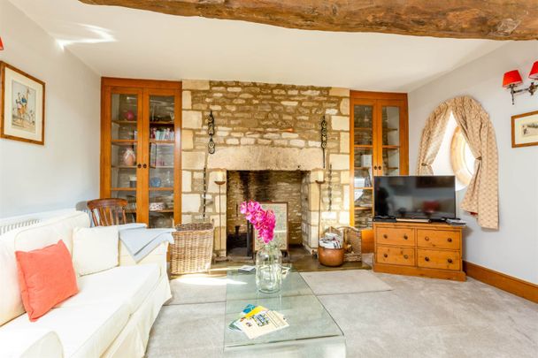 Dunford Barn, GL7 - Photo 1