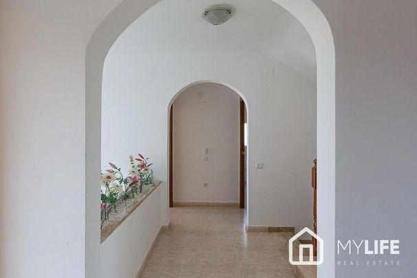 5 bedroom luxury Villa for rent in Vilanova i la Geltrú, Catalonia - Photo 1